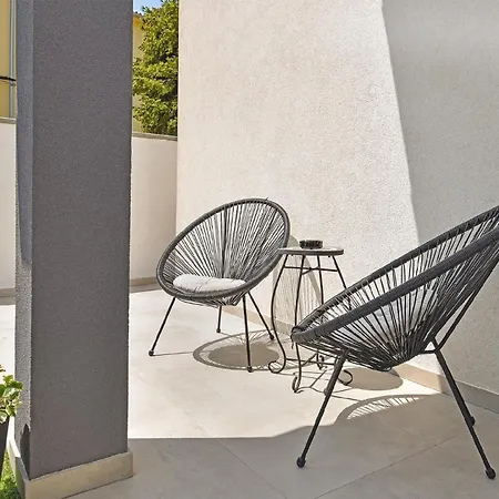 Mit Privatpool Fuer 8 Personen Ca 125 Qm In Galizana, Istrien Istrische Riviera *